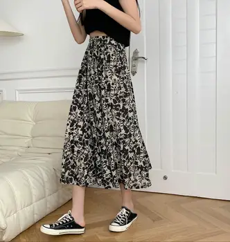 Mados moterų sijonai 2021 m. vasaros naują stilių ilgi sijonai, yra plonos ir padengti klubų aukšto juosmens gėlių sijonas, klostuotas sijonas