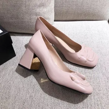 2021 m. ankstyvą pavasarį, naujų horsebit storas kulnas darbo batai moterų aikštėje kojų retro Mary Jane seklių burną galiniai tuščias sandalai
