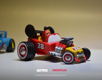 2piece 10cm mickey mouse lenktynininkas ančiukas Donaldas lenktynininkas Mickey ir Roadster Lenktynininkų duomenys žaislai