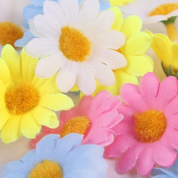 50pcs Mini Daisy Dekoratyvinių Gėlių Dirbtinio Šilko Gėlių Šaliai Vestuvių Deco