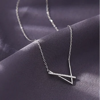 925 Sterlingas Sidabro Karoliai Moterų Paprastas Elegantiškas Geometrinis Trikampis Pakabukas Clavicle Grandinės Karoliai Jubiliejų Papuošalai