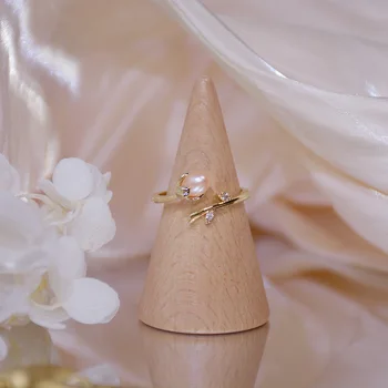 Blizga Pusėje Naujus Priedus Kristalų Gėlių Dalyvavimas Reguliuojamas Žiedai Moterims, Paprastas Stilius Gėlavandenių Perlų Tulpės Žiedus