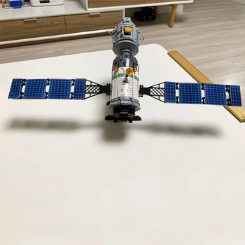 Erdvėlaivis Kosminę Stotį Skrydžio Raketų Blokai Shuttle Palydovinės Astronautas Duomenys Plytų Žaislas Vaikams, Gimtadienio Dovana