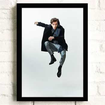 Garsaus Britų Kino Žvaigždė Aktorius Tomas Olandijoje Nuotrauką Miegamasis Gyvenimo Meno Namų Sienų Dekoras Šiuolaikinės Kokybės Drobė, Tapyba Plakatai