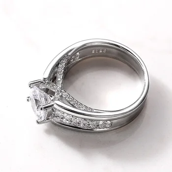Huitan Aukštos Kokybės Sidabro Padengtą Moterų Vestuvių Žiedai Apvalios Kubinis Cirkonis 4 Nagų Dizaino Pasiūlymą Vestuvinis Žiedas Classic Papuošalai