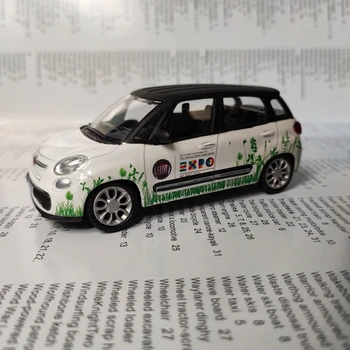 Karšto automobilių 1/43 FIAT lieti automobilio modelį rodo žaislas automobilis paspirtukas berniukui dovana žaislai