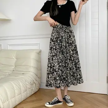 Mados moterų sijonai 2021 m. vasaros naują stilių ilgi sijonai, yra plonos ir padengti klubų aukšto juosmens gėlių sijonas, klostuotas sijonas