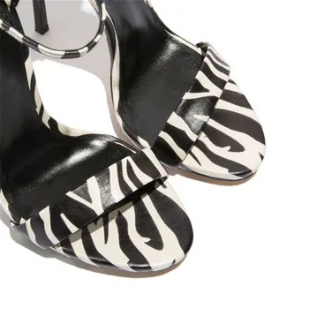 Nauja vasaros 2020 moterų sandalai kokteilis stiklo stiletto juostele open-toe mažai-viršutinis krepšys ir užfiksuotas spausdinti sandalai
