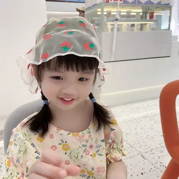 Nemokamas Pristatymas 1pcs korėjos mados nėriniai skaidri braškių siuvinėjimo vaikų Žvejys cap Baby Princess baseino skrybėlę