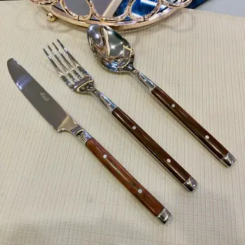 Nerūdijančio plieno peilis, šakutė, šaukštas, vakarų stalo įrankiai, medienos grūdų rankena peilis ir šakutė, viešbučio prekių peilis ir šakutė