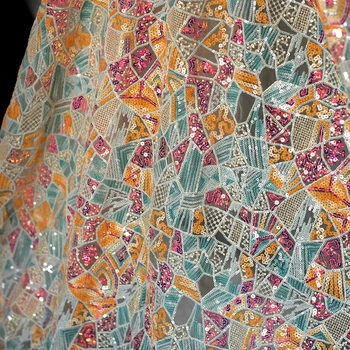 Sunkiųjų siuvinėjimo tiulio tinklelio, geometrinis blizgančiais nėrinių audinys blizga nėrinių audinio kiemas 1, 3 spalvų moterų suknelė cheongsam suknelė